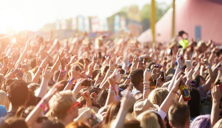 What Age of Young People Are Allowed In Concerts Without Parents?